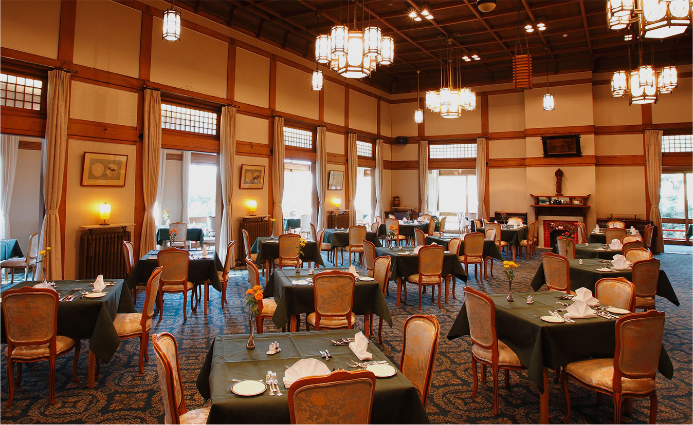 Photo: Main Dining Room 