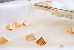 Photo: Bath Tray