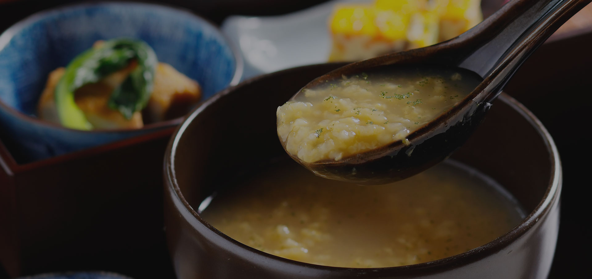 写真：朝食一例