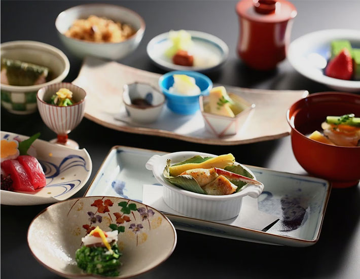 写真：日本料理「花菊」のお料理