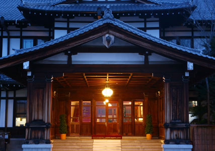 写真：奈良ホテル外観
